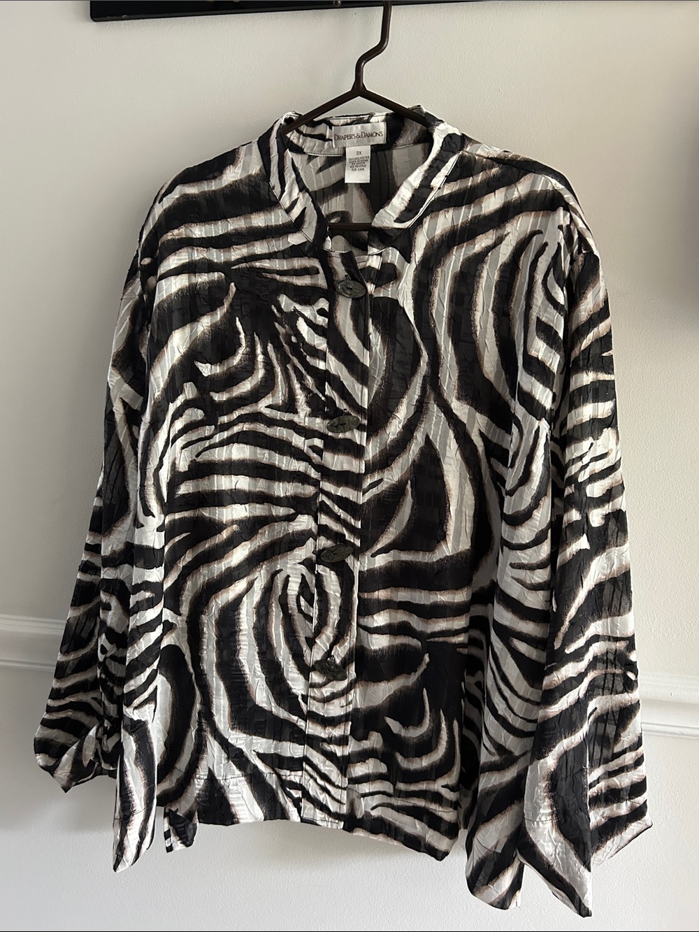 Draper’s and Damon’s Black & White Zebra Print Blouse
